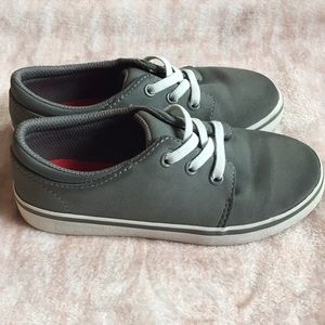Boys sneakers